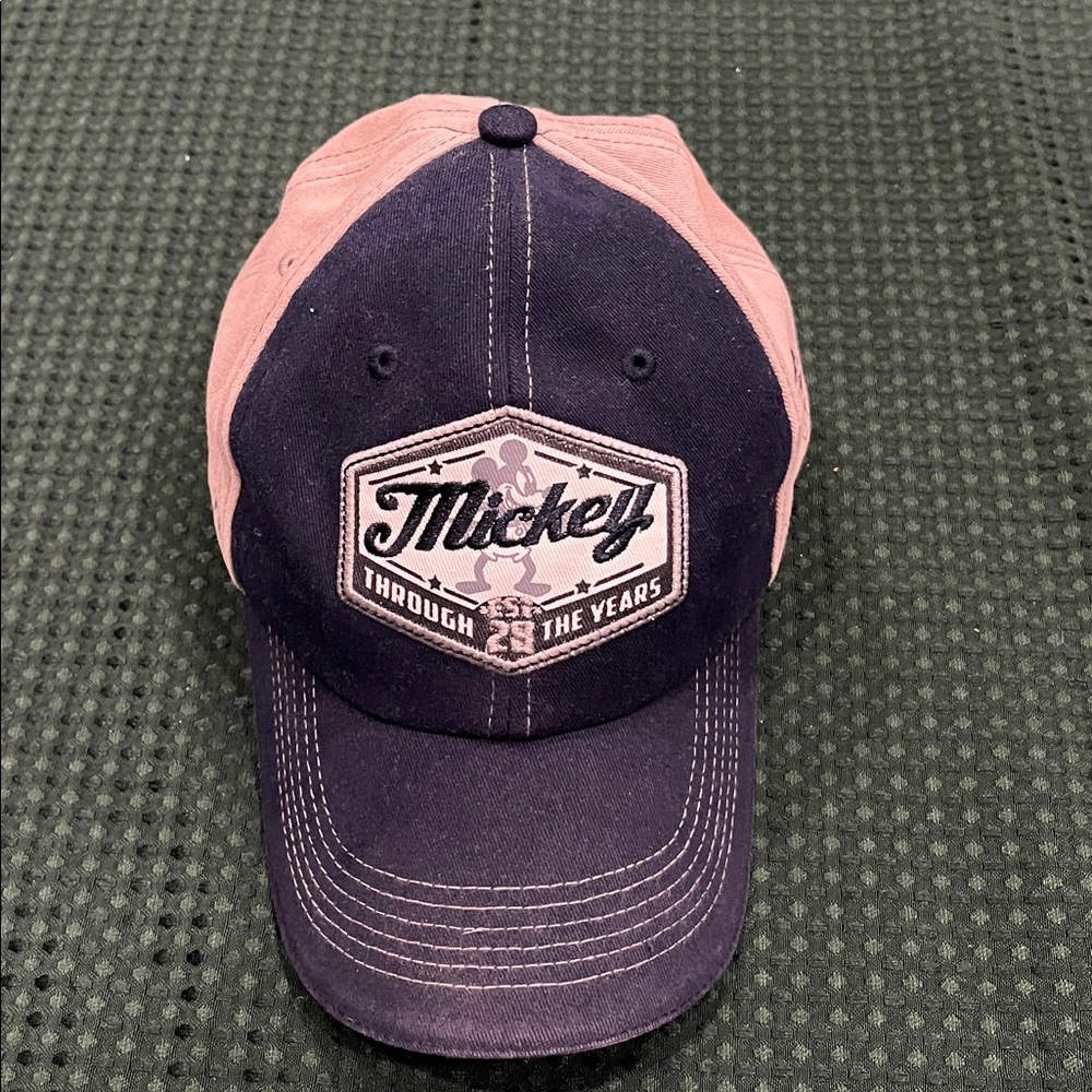 Disney cap‎ Black and Tan Cap baseball cap vintage look rugged look